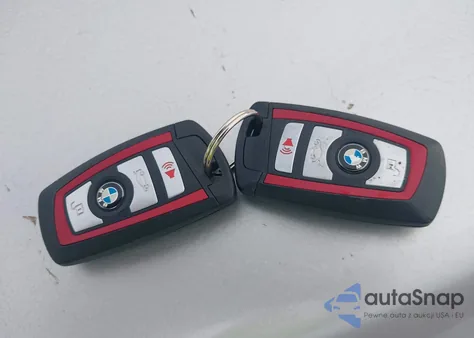 2016 BMW 328I из США, поврежденный, VIN WBA8E9G57GNT82290